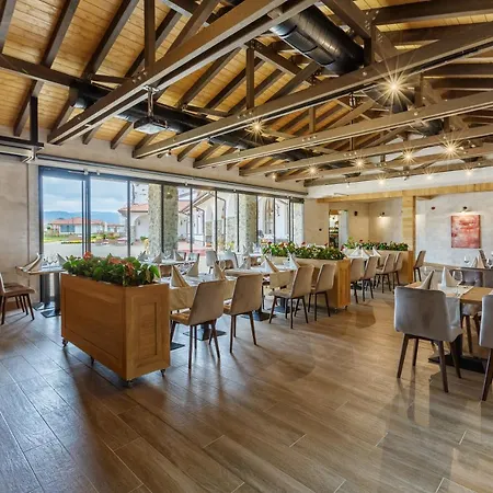 Ξενοδοχείο Complex Spring 4*