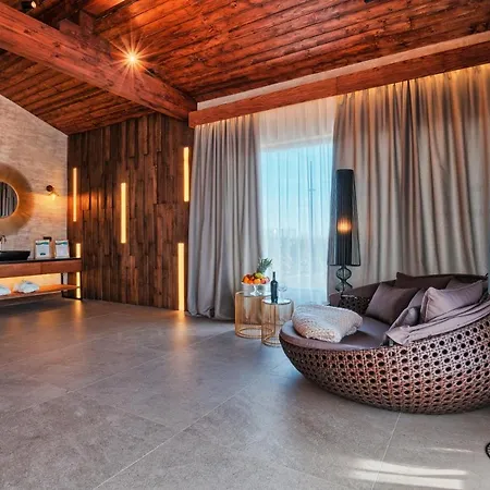 Ξενοδοχείο Complex Spring 4*