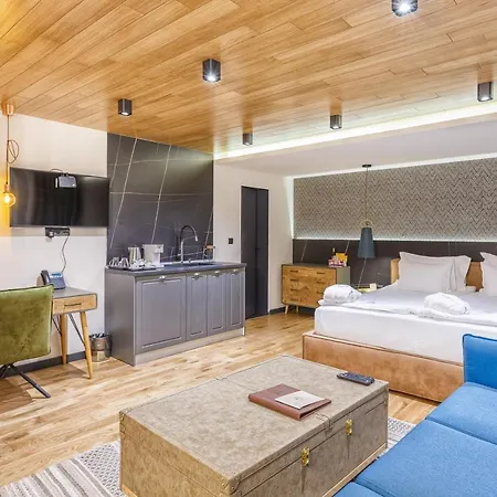 Ξενοδοχείο Complex Spring 4*