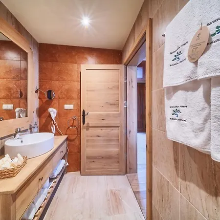 Complex Spring Hotel 4*