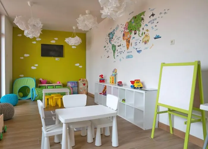 Complex Spring Hotel