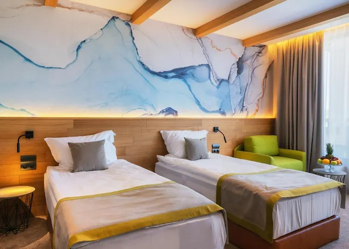 מלון Complex Spring