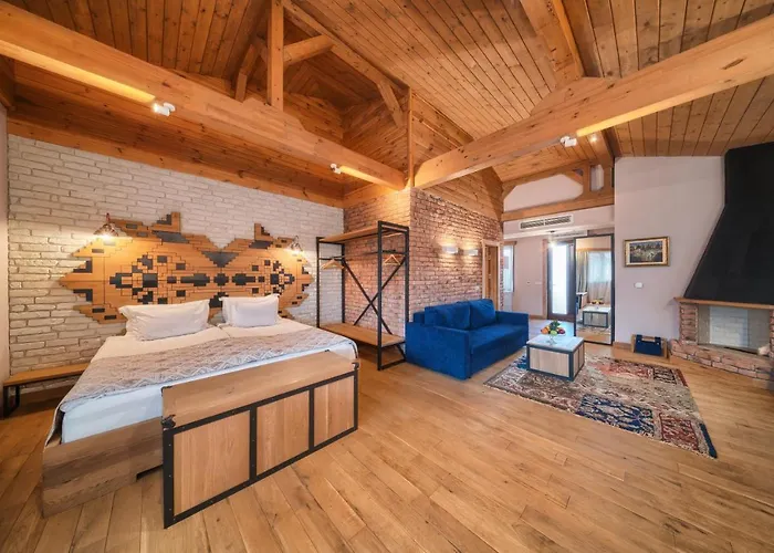 Complex Spring Belchin